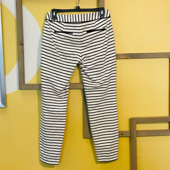 Women Express Pants - Picture 10 of 10